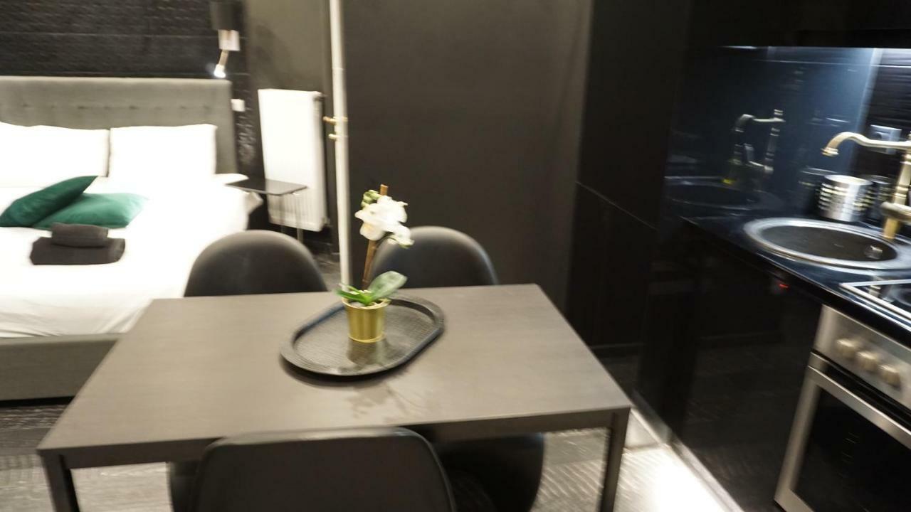 Exclusive Design Studio With Yard أثينا المظهر الخارجي الصورة